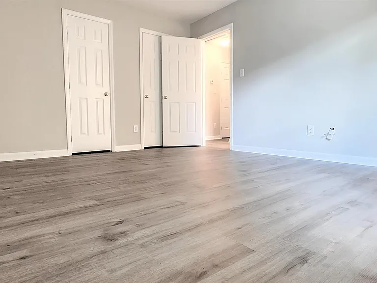 303 Woodstar Dr — Photo 11
