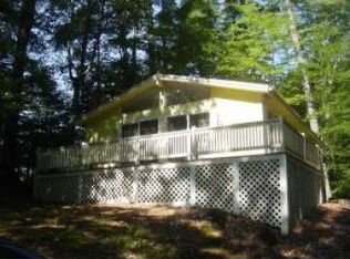 11 Crescent Dr, Center Barnstead, NH 03225