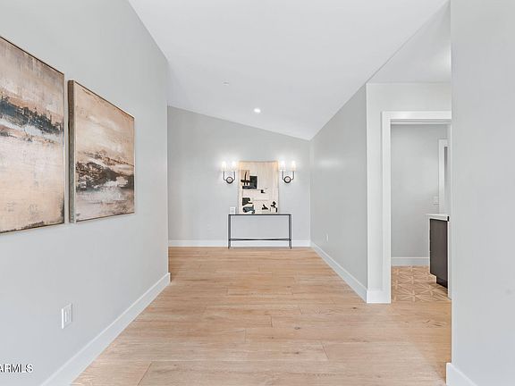 5th image of 3842 E SAN MIGUEL Avenue