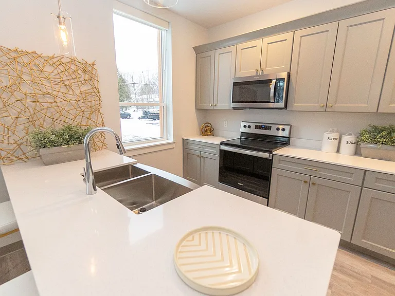 City Lofts Contemporary Living in Downtown Winooski — Photo 27