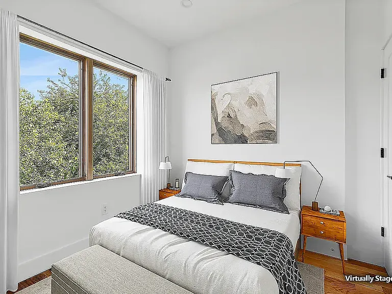 513 Chauncey St #6 — Photo 2