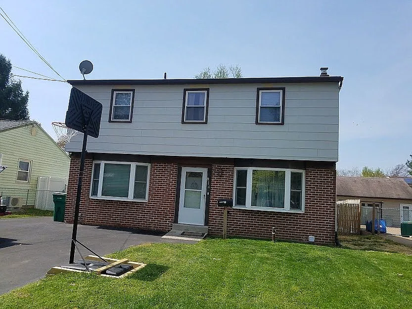 814 Church St photo 1