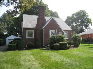 625 California Dr, Erie, PA 16505