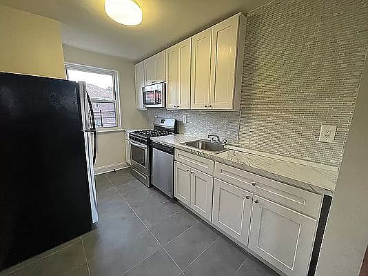 2nd image of 61-07 224th St #B