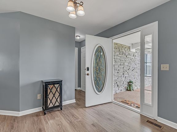 5th image of 1305 Standing Stone Cir