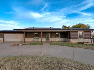 202 N Otis Ave, Elk City, OK 73644