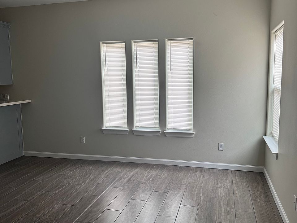 1st image of 3608 Hawthorne Ave #3