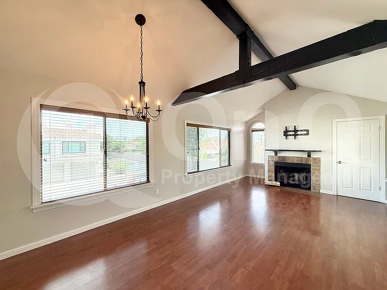 10115 E Mountain View Rd #2055 — Photo 4