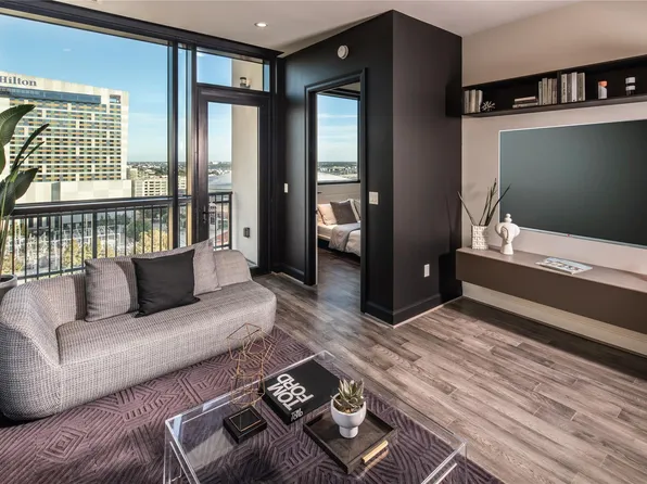 1211 Caroline St Unit 1401, Houston, TX 77046