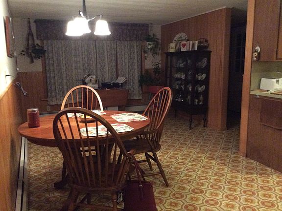 Large "eat in" kitchen