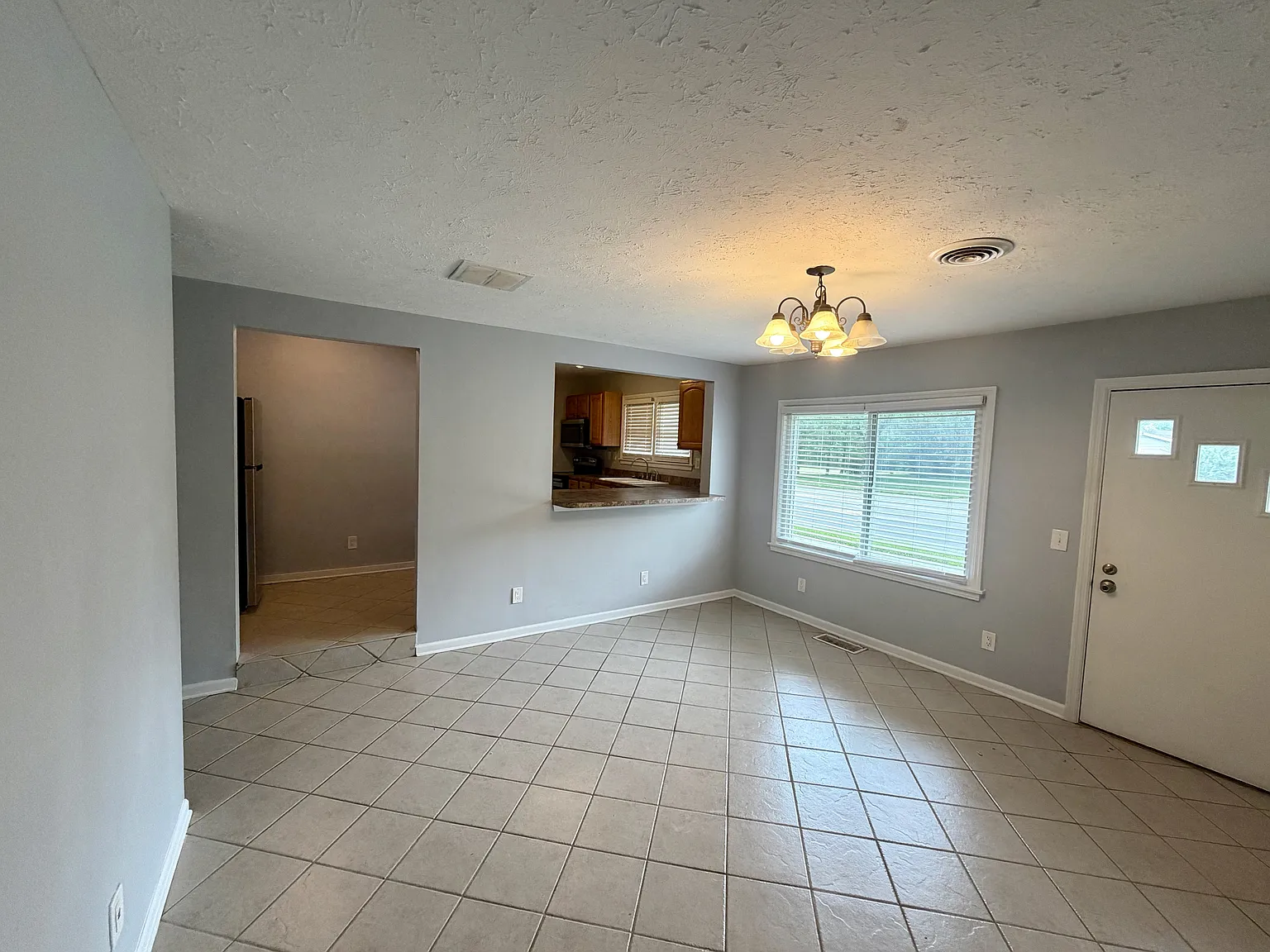 416 West Wenger Road - 1 — Photo 1