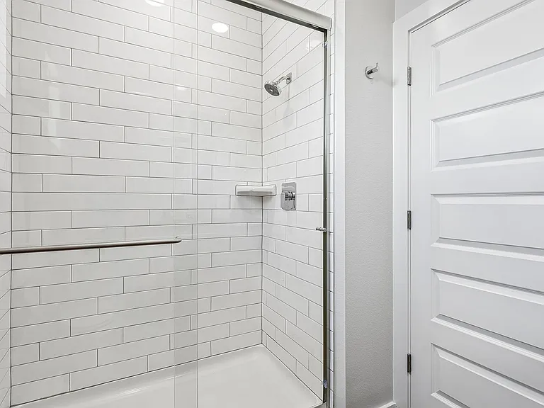 YardHomes Rowlett Creek Bathroom