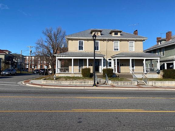 2nd image of 1805 Park Ave