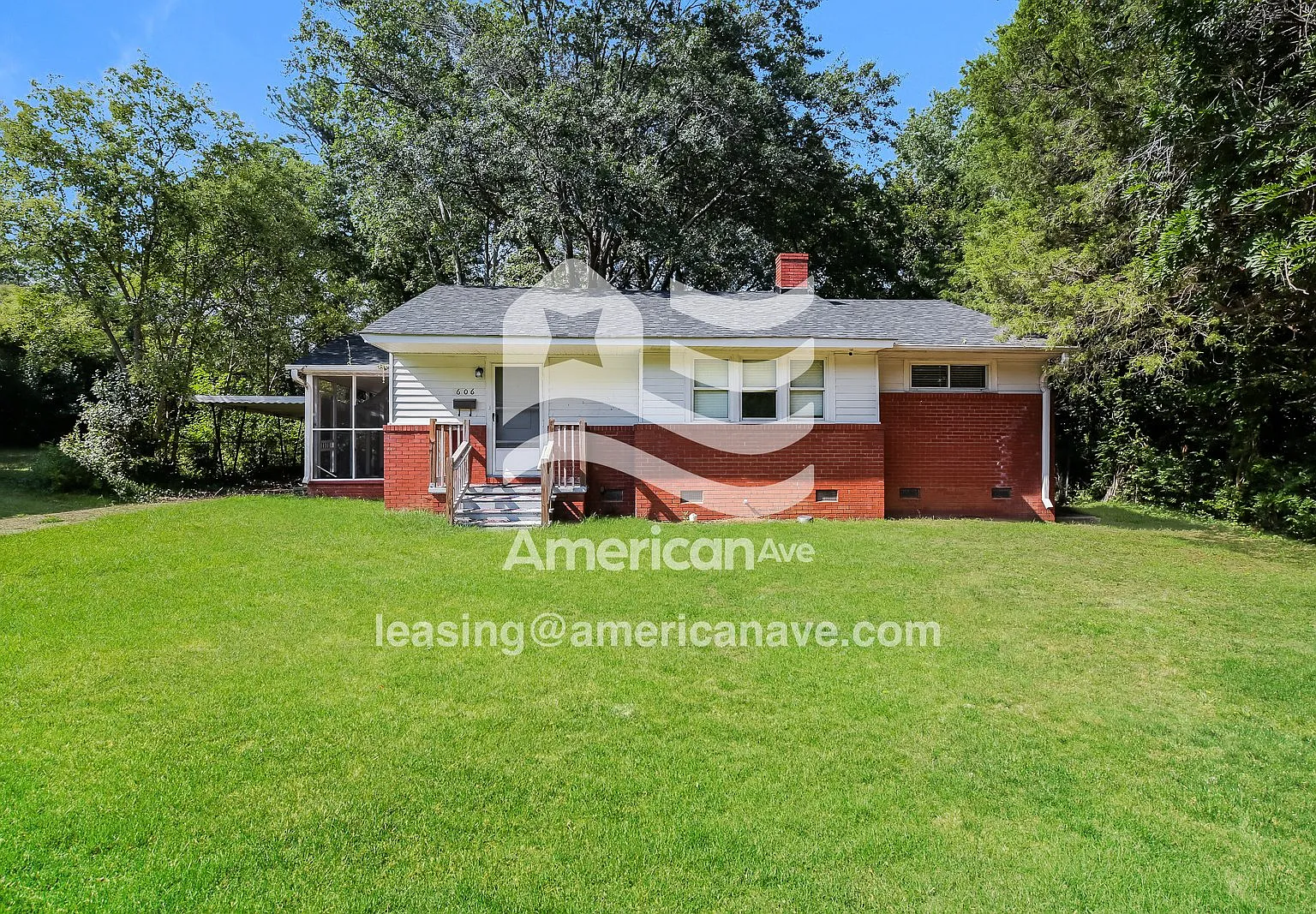 3 bed, 1.0 bath, 1059 sqft, $1,455 — Photo 1