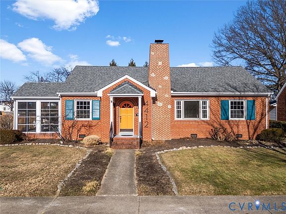 3rd image of 4412 Fitzhugh Ave