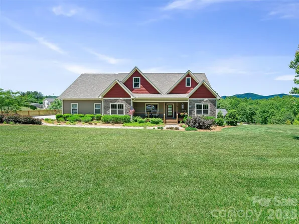 58 Sunny Morning Ct, Hendersonville, NC 28792