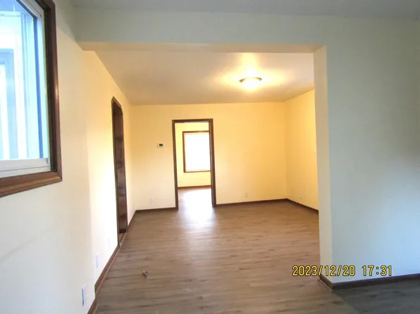 2117 West Hilltop LANE, Oak Creek, WI 53154