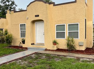 2421 9th Ave W, Bradenton, FL 34205