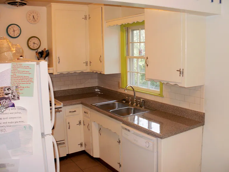 75 W Lake Dr — Photo 4