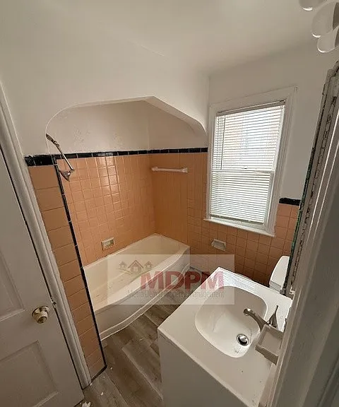 15082 Rochelle St — Photo 4