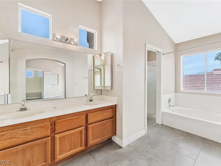 6536 Sterling Springs Pkwy — Photo 18
