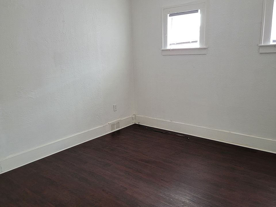 1st image of 43 W Charlotte St #2