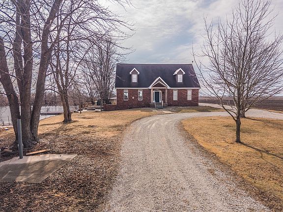 4th image of 1651 N 2800 East Rd