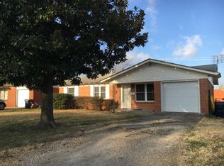925 Crestview St, Ada, OK 74820