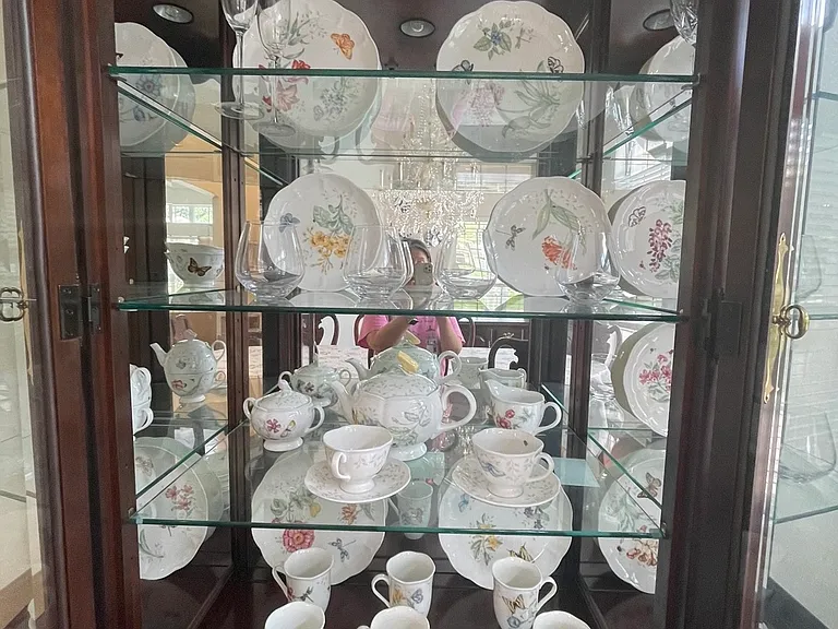 Lenox dinner and tea set