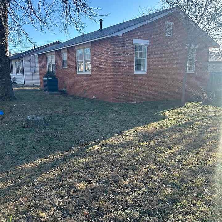 1st image of 1004 W Wenonah Blvd