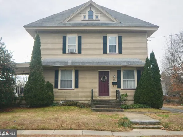 112 Dickinson Rd, Glassboro, NJ 08028