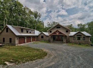 220 Cortese Rd, Beach Lake, PA 18405