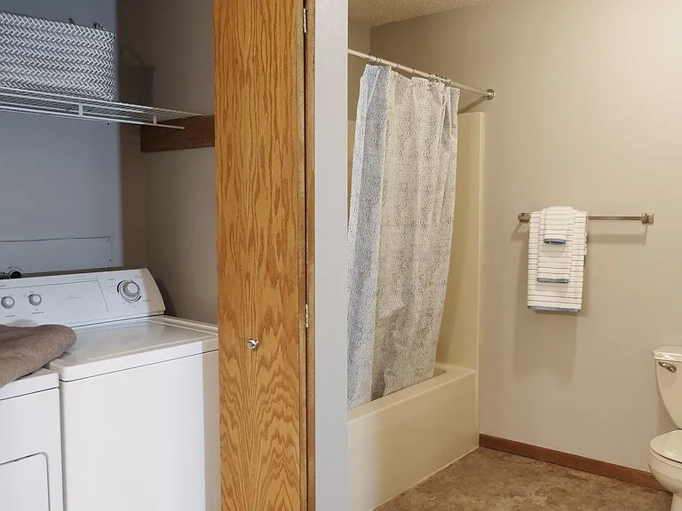 Legacy Pointe Apartments — Photo 19