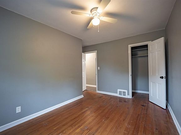 5th image of 2215 Eastgate Pkwy