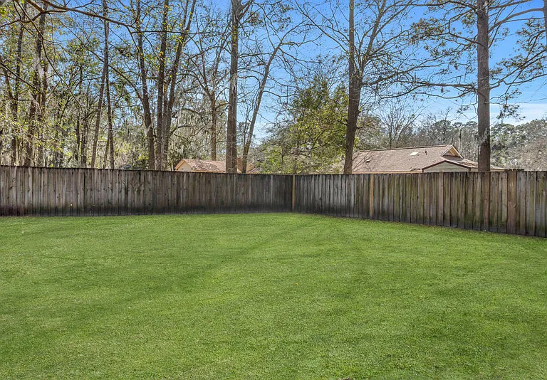 207 Whittington Dr — Photo 13