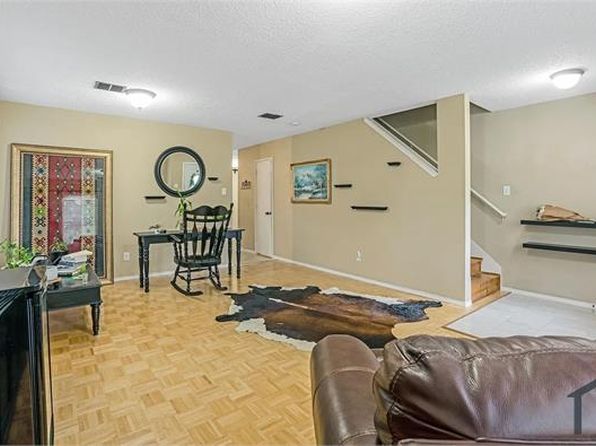 2345 Maple Dr