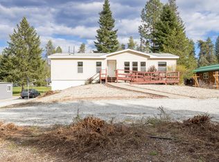 176 E Trappers Loop, Chewelah, WA 99109