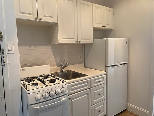 Rented by Waverly Realty Associates | media 13