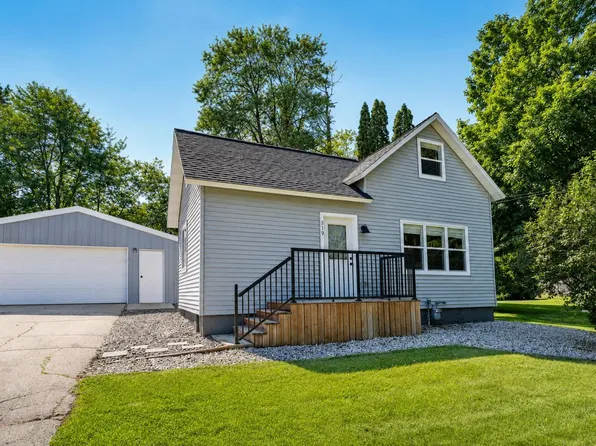 319 S Oakland Ave, Oconto Falls, WI 54154