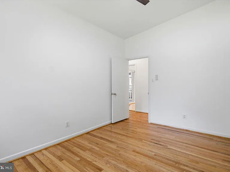 6614 Melody Ln — Photo 25