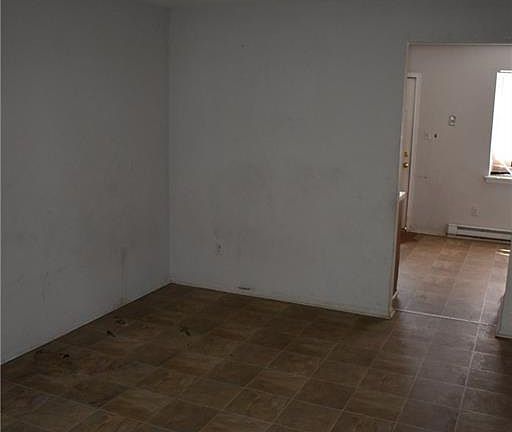 5th image of 1323 Minefee St