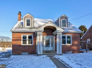 105 E Hoover St, Mountville, PA 17554