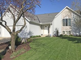 1276 Swallow Rd, Waukesha, WI 53189