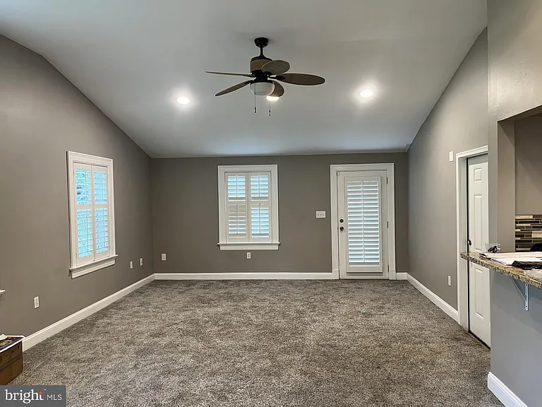 7908 Jansen Ct — Photo 6