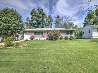 2262 Yorkshire Dr, Decatur, IL 62526