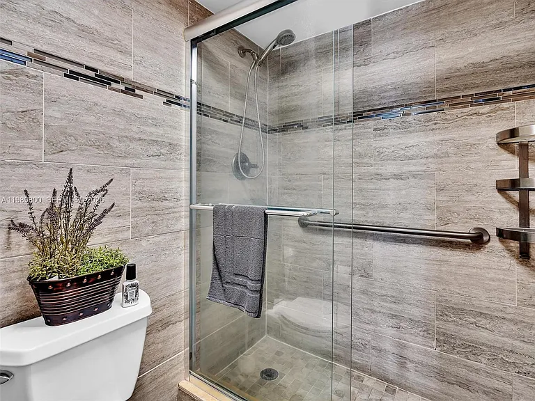 3375 N Country Club Dr #208 — Photo 26