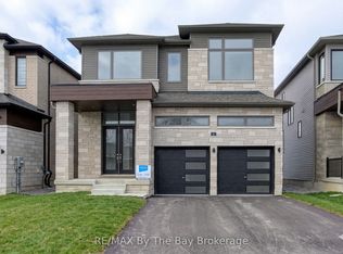 61 Rosanne Cir, Wasaga Beach, ON