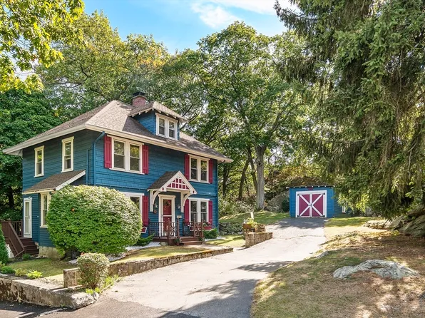 12 Lilly St, Malden, MA 02148