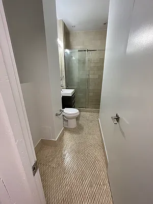 Rented by Compass | media 21