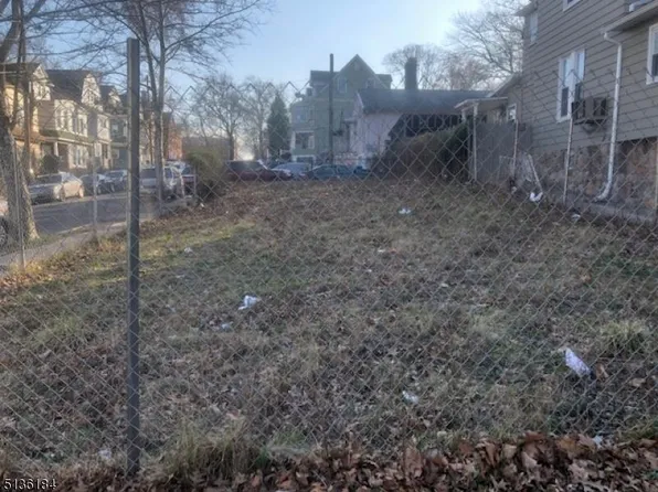 434 Parkinson Ter, Orange, NJ 07050